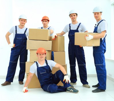 Local moving service helping customers prepare for a house move in Hackney Wick