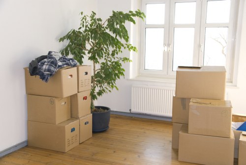 East London man and van moving service near Hackney Wick flats